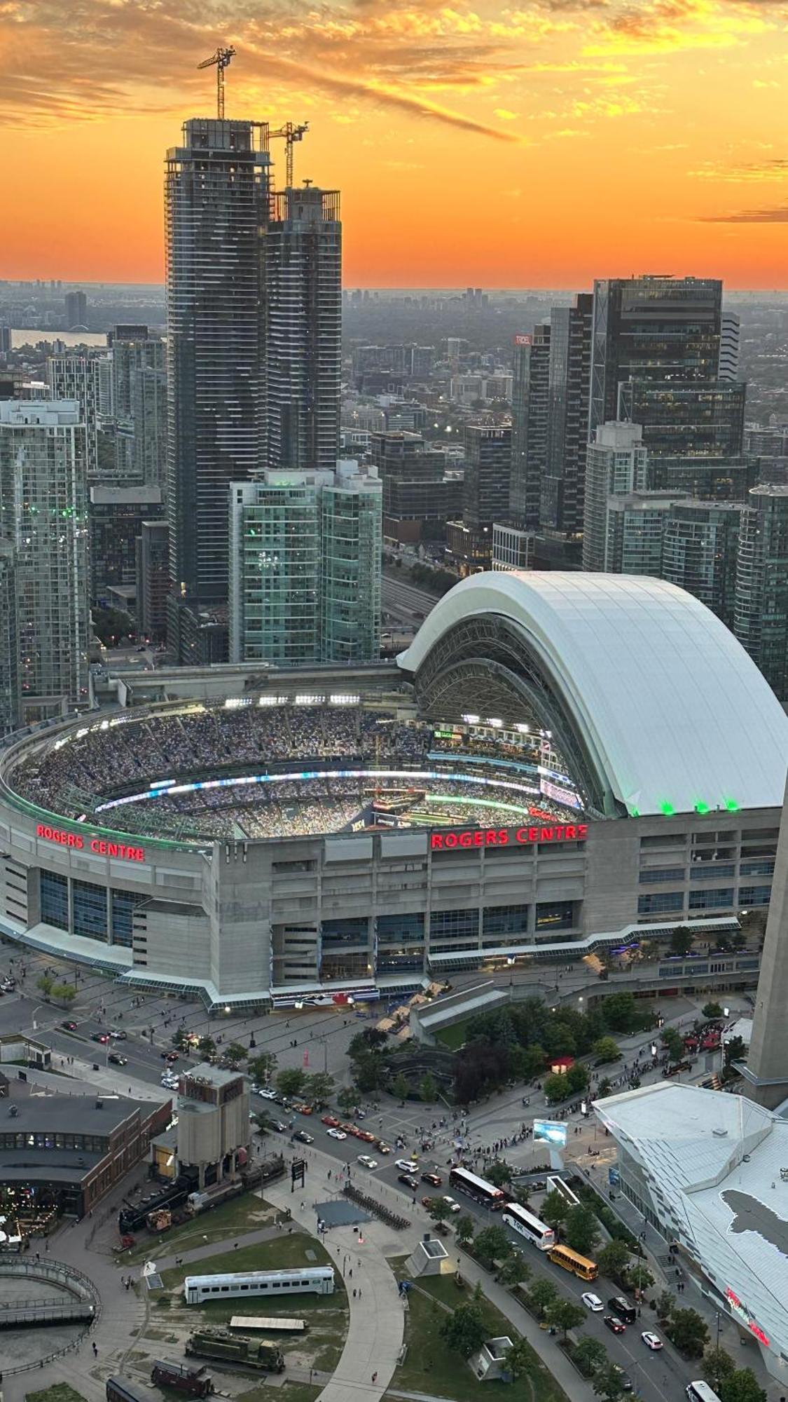 Downtown, Luxury Condo, Cn Tower, Rogers Center, Scocia Arena, Unobstructed View โตรอนโต ภายนอก รูปภาพ
